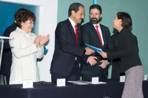 BUAP confirma su dinamismo científico y académico: Esparza