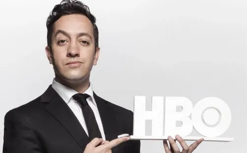 HBO suspende programa a Chumel Torres tras escándalos