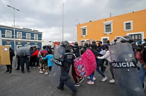 Promueve CDH Puebla controversia contra CNDH por caso de normalistas de Teteles