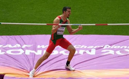 Por primera vez un mexicano clasifica a final del Mundial de Atletismo