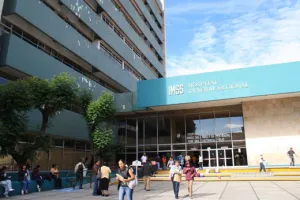 IMSS y Seguridad Social deben ser respaldados con impuestos