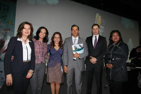 Presenta ayuntamiento y Rizoma Gestión Cultural a Puebla Lee en Familia