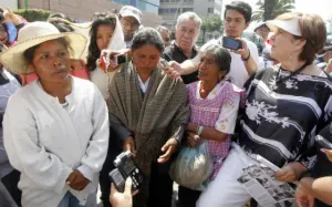 Se manifiestan poblanos en ?la marcha por la paz y dignidad en Puebla?