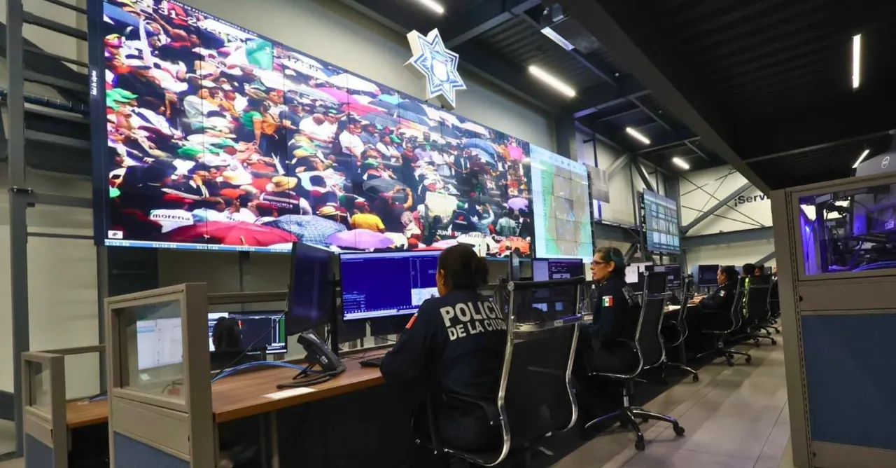 Monitoreo y seguridad en el Zócalo de Puebla