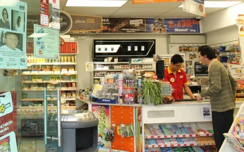 Oxxo suspende de forma temporal depósitos a cuentas bancarias