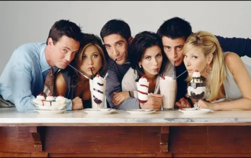 Elenco de “Friends” agradecen a fans con imagen por 25 aniversario