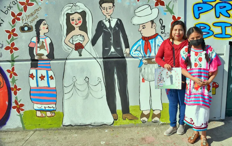 Impulsa la BUAP identidad cultural y lenguas maternas en escolares, a través del arte muralista