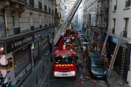 Incendio en el centro de París deja tres muertos