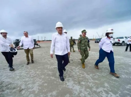 En 2023 tendremos autosuficiencia en gasolina: AMLO
