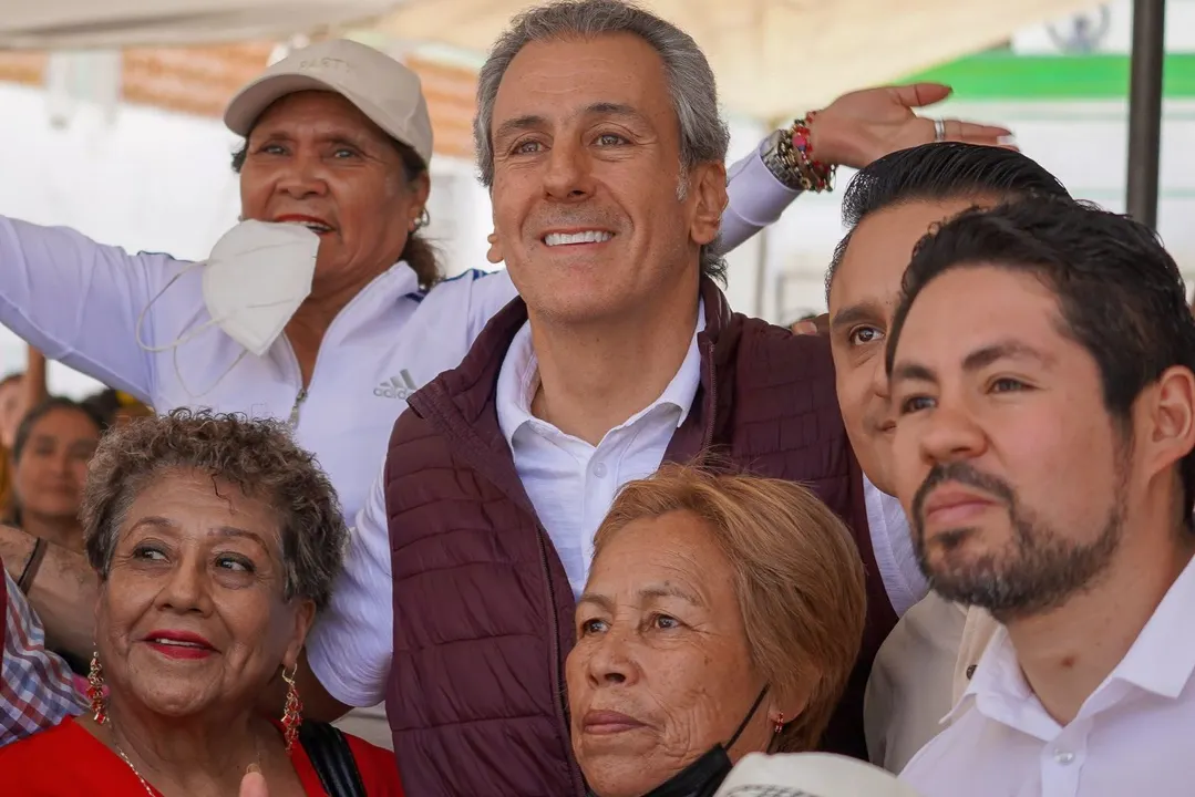 Pepe Chedraui entabla diálogo con habitantes de la Junta Auxiliar de San Pablo Xochimehuacan