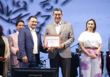 Preside Sergio Salomón celebración por 60 aniversario del Sindicato de Trabajadores del Estado