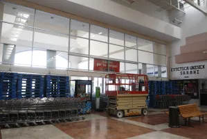 Tiendas poblanas se protegen ante probables saqueos
