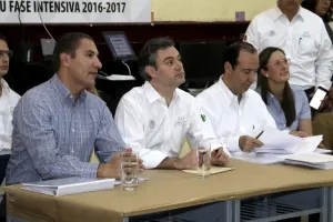 Dialogan SEP y RMV con maestros poblanos sobre modelo educativo