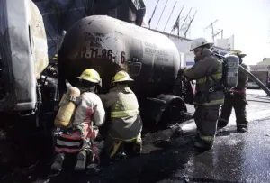 Pipa de Gas Nieto explota a metros de guardería en Tonalá
