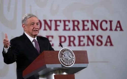 AMLO pide a partidos destinar mitad de su presupuesto a vacuna contra coronavirus