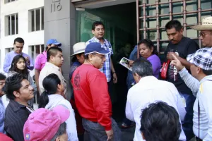 Reciben a comitiva de la 28 de Octubre en Gobernación municipal