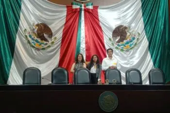Premia la Cámara de Diputados el proyecto “Descubriendo Pequeños Científicos”