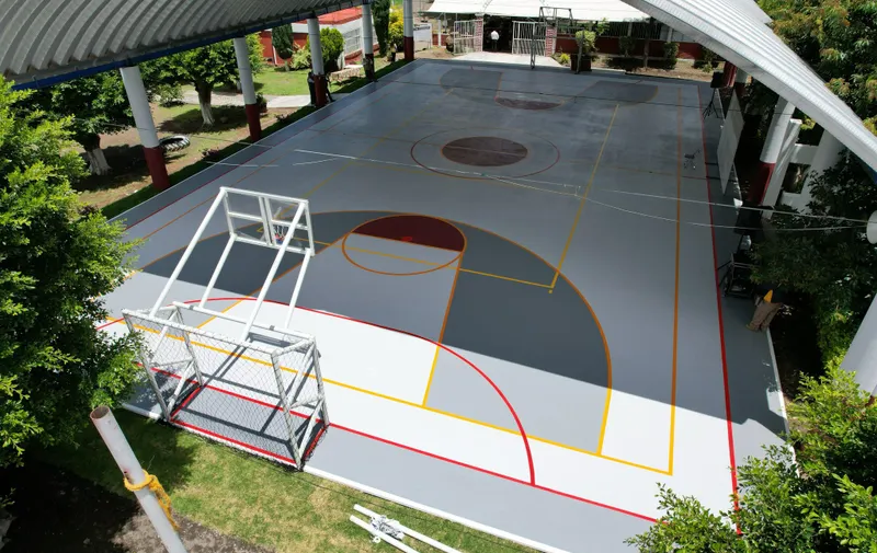 Ariadna Ayala fortalece la educación y el bienestar infantil con la rehabilitación de cancha escolar en Atlixco