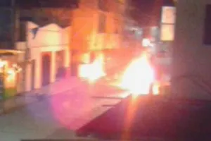 Prenden fuego a alcaldía en Veracruz por homicidio de un joven