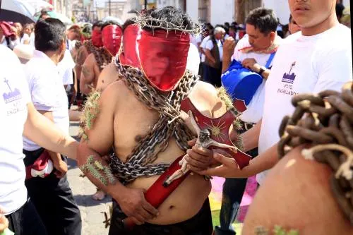Los Engrillados de Atlixco, una Procesión de Fe y Dolor