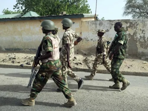 Rescatan a más de 50 mujeres y niños secuestrados por Boko Haram