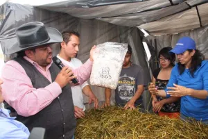 Realiza Comisión de Ganadería demostración del biodigestor