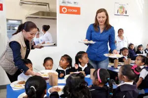 SEDIF y SMDIF invierten en desayunadores escolares de la capital poblana