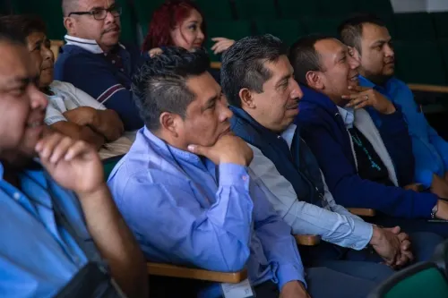 Capacita SMT a operadores del transporte público en movilidad segura y sustentable