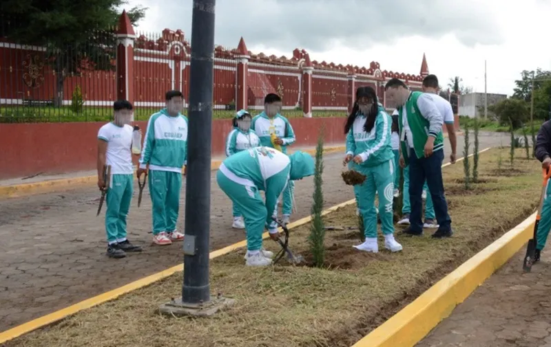 COBAEP contribuye en la recuperación de espacios públicos