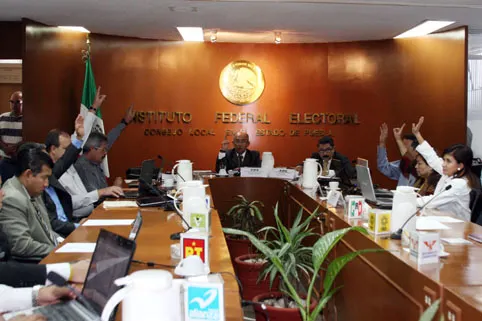 Anuncios gubernamentales en obras son informativos: IFE