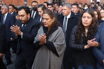 La historia detrás de la sucesión
