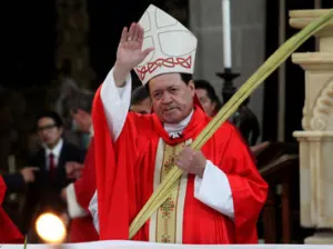 Norberto Rivera rechaza ruptura con el Papa