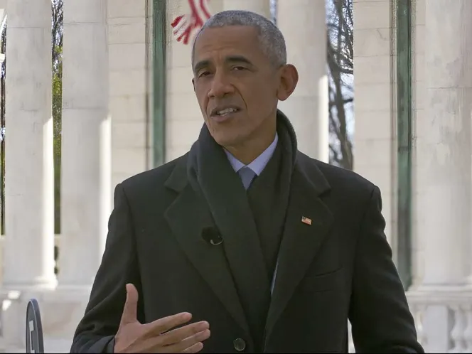 Obama revela que golpeó a un amigo de la escuela por racista