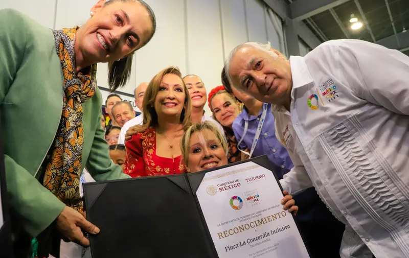 Recibe Puebla premio por proyecto de inclusión turística a personas con discapacidad