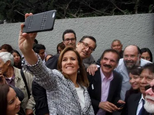 Inician 40 independientes recolección de firmas para lograr candidatura