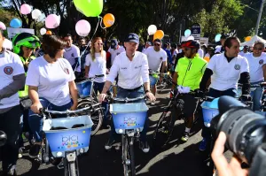Encabeza Banck la rodada familiar Bici Puebla