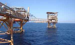 Chevron, Exxon y BP quieren explorar el Golfo de México pese a las pérdidas