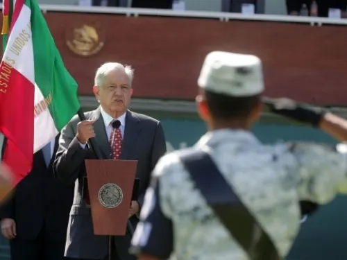 “Sé que no van a defraudar a México”: López Obrador a GN