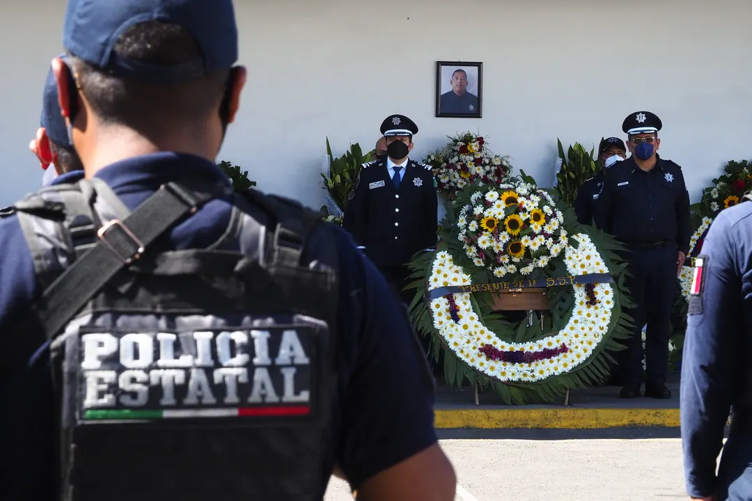 Rinden homenaje a policías estatales que fallecieron en Jolalpan tras emboscada