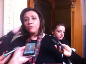 Regidora evita hablar sobre problemas de seguridad en la capital