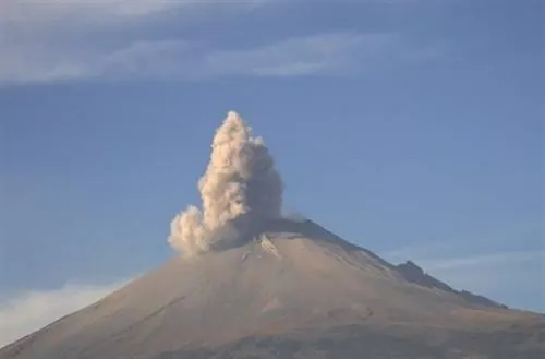 Actvidad del Volcán Popocatépetl mantiene alerta en Amarillo Fase dos: Protección Civil Estatal