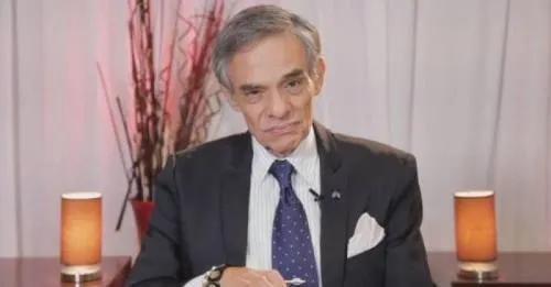 José José asegura que se encuentra bien en su casa de Miami con su hija Sarita