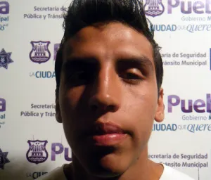Policía aseguró a sujetos que habrían atracado a una mujer