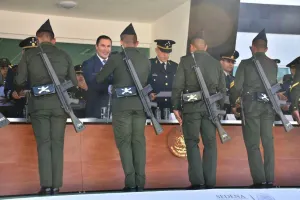 Salvador cienfuegos y RMV encabezan graduación de sargentos