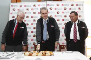 Voto de confianza de la Upaep a Carrancá
