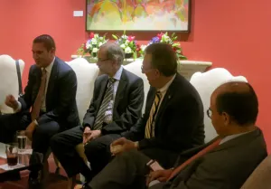 Moreno Valle dialoga sobre educación con líderes de EEUU