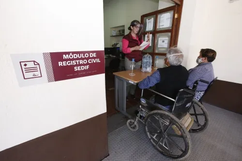 Continúa Registro Civil del SEDIF formalizando matrimonios de personas con discapacidad