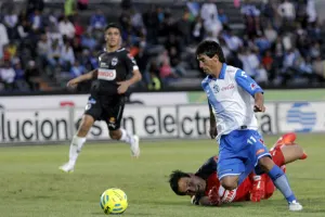 Puebla derrota al Monterrey y suma en la porcentual