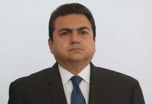 Niega Roberto Moya que gobierno hipotecara recursos