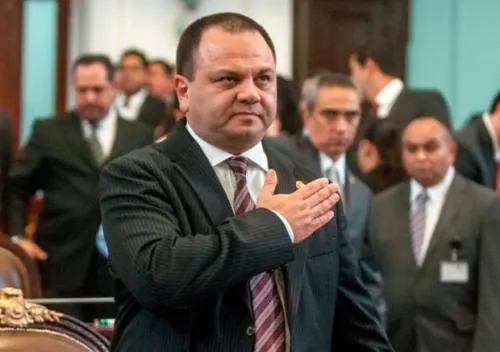 Otro suspirante al precipicio